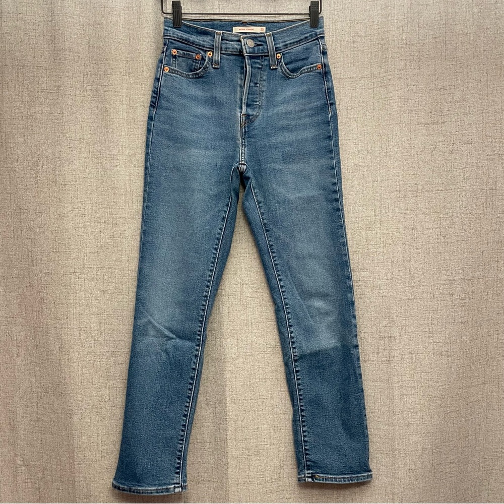 Levi’s - High-Rise Wedgie Straight Dark Wash Jean